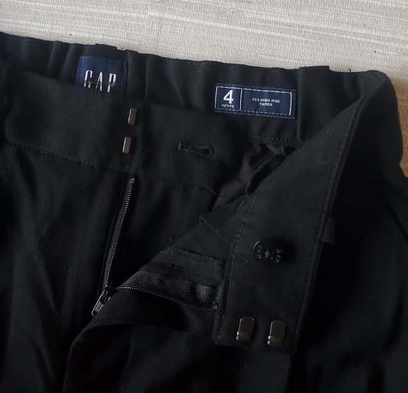 GAP 365 High Rise Pleated Tapered Ankle Trousers Black Pants 4 PETITE NWT RT$90 - Picture 14 of 15